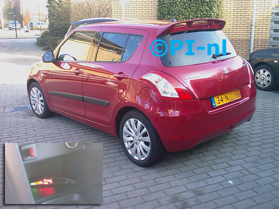 Suzuki Swift 1.2 (nieuw) uit 2010. De display (set A 2010) werd schuin in de middenconsole gemonteerd.