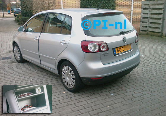 Volkswagen Golf (5) Plus uit 2008. De display (set A 2010) werd in de middenconsole gemonteerd.