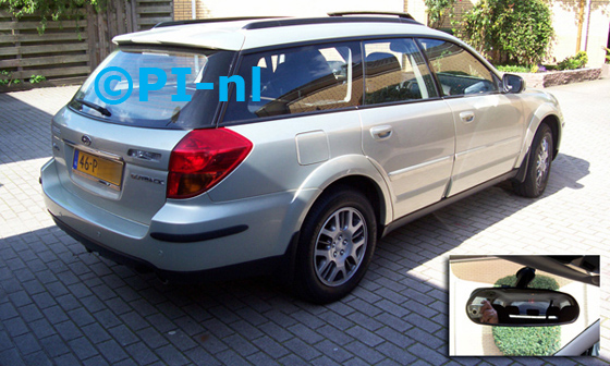 Subaru Outback uit 2004. De display is van set C (2011), het 'spiegelmodel'.