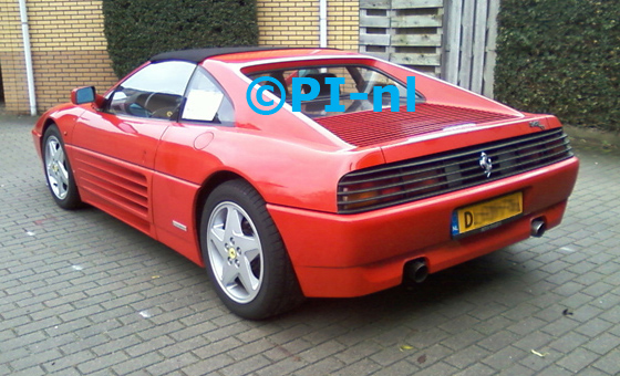 Ferrari 348 TS cabrio-top (van F355 Autoverhuur) uit 1991. Bij deze auto zijn alleen op de hoeken sensoren geplaatst. De display (set A 2011) werd verstopt.