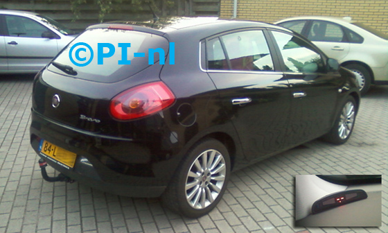 Fiat Bravo uit 2010. De display (set A) werd linksvoor bij de a-stijl gemonteerd.