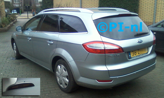 Ford Mondeo Wagon uit 2008. De display (set A) werd linksvoor bij de a-stijl gemonteerd.