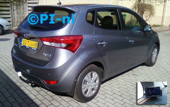 Hyundai iX20 (nieuw) uit 2012. De display (set B 2013) werd linksvoor bij de a-stijl geplaatst.