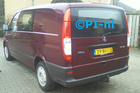 Mercedes Vito 111 CDI uit 2006. De display werd linksvoor bij de a-stijl gemonteerd.