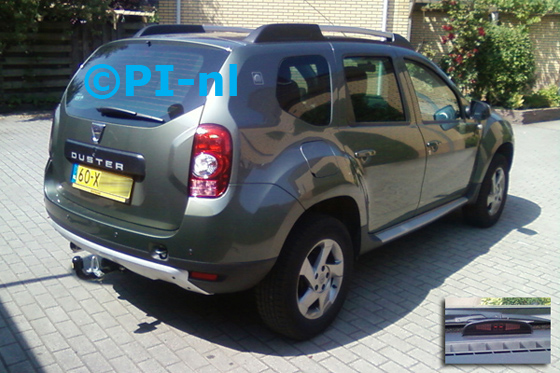 Dacia Duster uit 2012. De display (set A 2013) werd midden op het dashboard gemonteerd.