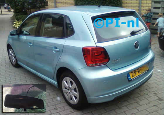 Parkeersensoren ingebouwd door PI-nl in een Volkswagen Polo uit 2011. De display (set C 2013) is het 'spiegelmodel'.