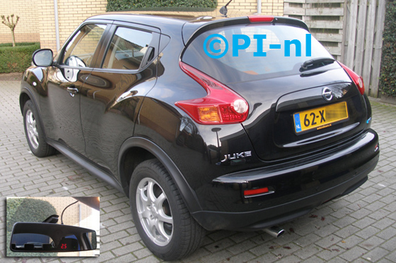 Parkeersensoren ingebouwd door PI-nl in een Nissan Juke uit 2012. De display (set C 2013) is het 'spiegelmodel'.