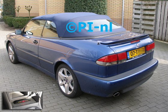 Parkeersensoren ingebouwd door PI-nl in een Saab 9-3 Aero Cabriolet uit 2001. De display (set A 2014) werd in de middenconsole gemonteerd.