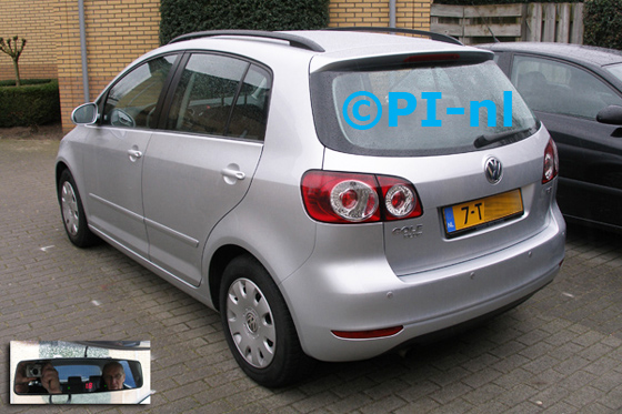 Parkeersensoren ingebouwd door PI-nl in een Volkswagen Golf (5) Plus uit 2011. De display (set C 2014) is het 'spiegelmodel'.