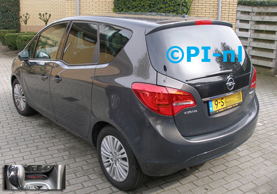 Parkeersensoren ingebouwd door PI-nl in een Opel Meriva uit 2013. De display (set A 2014) werd in de middenconsole gemonteerd.