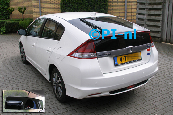 Parkeersensoren ingebouwd door PI-nl in een Honda Insight (nieuw) uit 2014. De display (set C 2014) is het spiegelmodel.