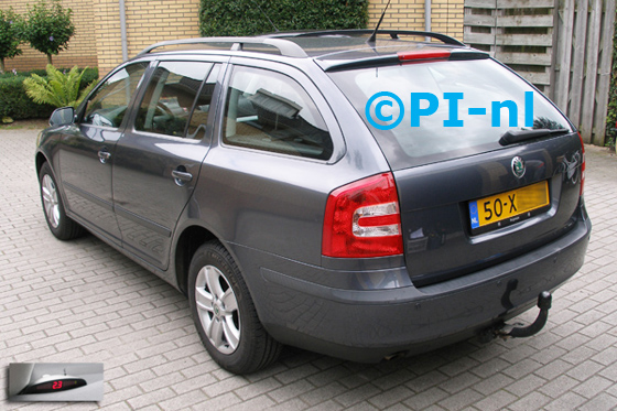 Parkeersensoren ingebouwd door PI-nl in een Skoda Octavia Combi met canbus-systeem uit 2007. De display (set A 2014) werd linksvoor bij de a-stijl gemonteerd.