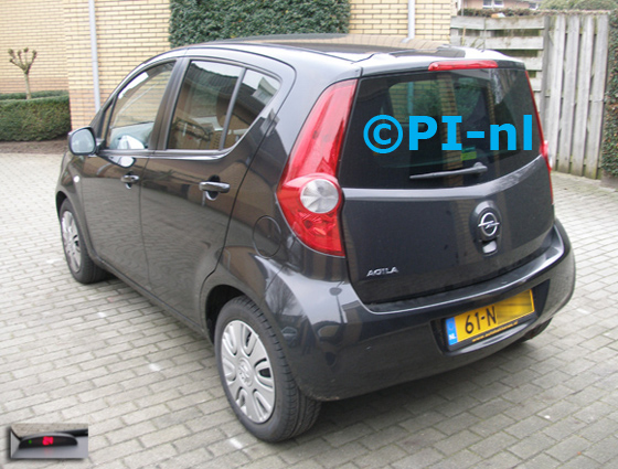 Parkeersensoren ingebouwd door PI-nl in een Opel Agila uit 2010. De display (set A 2014) werd linksvoor bij de a-stijl gemonteerd.