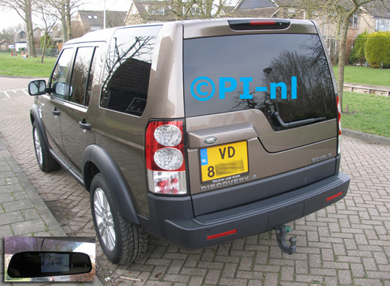 Parkeersensoren ingebouwd door PI-nl in een Landrover Discovery 4 uit 2013. De display is de spiegel-display (set D), met camera en sensoren.