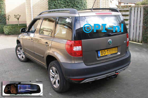 Parkeersensoren ingebouwd door PI-nl in een Skoda Yeti met canbus-systeem (en 14 volt) uit 2012. De spiegeldisplay (set D 2015) is van de set met camera en sensoren.