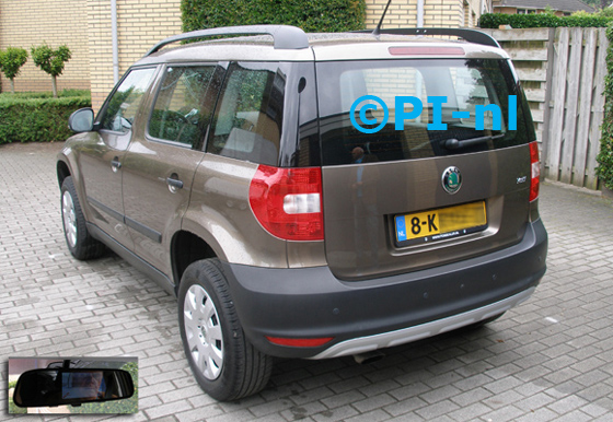 Parkeersensoren ingebouwd door PI-nl in een Skoda Yeti met canbus-systeem én 14 volt uit 2013. De spiegeldisplay (set D 2015) is van de set met camera en sensoren.