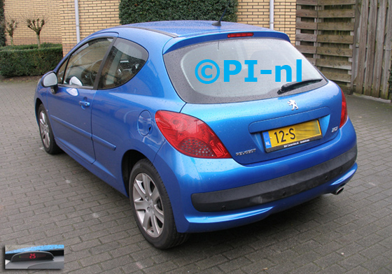 Parkeersensoren ingebouwd door PI-nl in een Peugeot 207 XS uit 2007. De display (set A 2016) werd linksvoor bij de a-stijl gemonteerd. De sensoren werden antraciet gespoten.