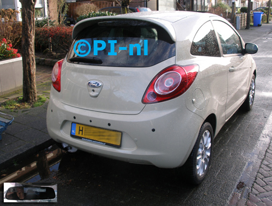 Parkeersensoren ingebouwd door PI-nl in een Ford Ka uit 2009. De spiegeldisplay (set D 2016) is van de set met camera en sensoren. De sensoren werden op verzoek niet gespoten.