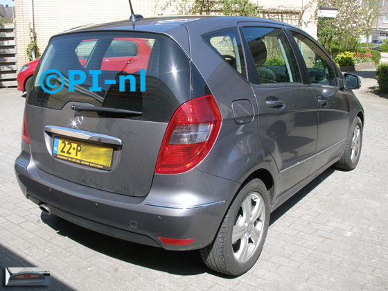 Parkeersensoren ingebouwd door PI-nl in een Mercedes-Benz A160 uit 2011. De display (set A 2016) werd linksvoor bij de a-stijl gemonteerd.