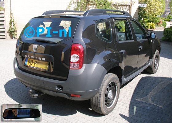 Parkeersensoren ingebouwd door PI-nl in een Dacia Duster Ambiance uit 2011. De spiegeldisplay (set D 2016) is van de set met camera en sensoren. De sensoren werden antraciet gespoten.
