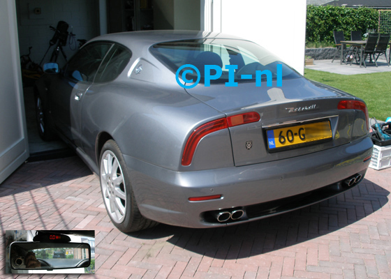 OEM-parkeersensoren ingebouwd door PI-nl in een Maserati 3200 GT uit 1999. De display (set H 2016) werd op de binnenspiegel gemonteerd.