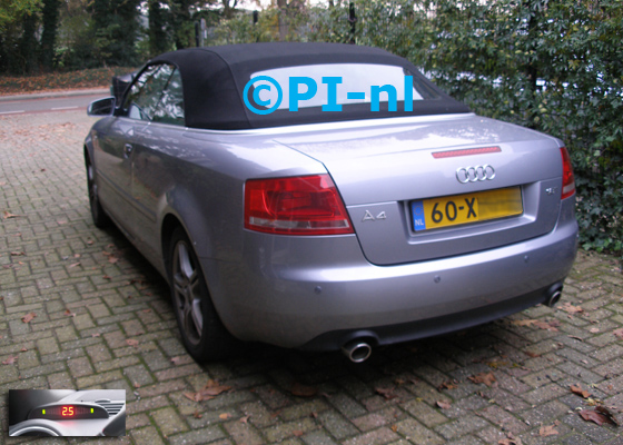 Parkeersensoren ingebouwd door PI-nl in een Audi A4 1.8 T Cabriolet uit 2006. De display (set A 2016) werd linksvoor bij de a-stijl gemonteerd.