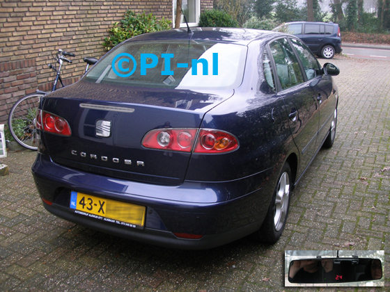 Parkeersensoren ingebouwd door PI-nl in een Seat Cordoba Trendline sedan uit 2007. De display (set C 2016) is de spiegeldisplay.