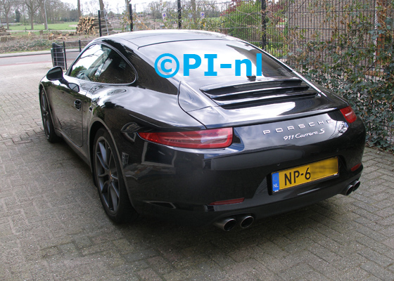 OEM-parkeersensoren ingebouwd door PI-nl in een Porsche 911 Carrera S (991) met canbus, uit 2014. De pieper (set H 2017) werd verstopt.