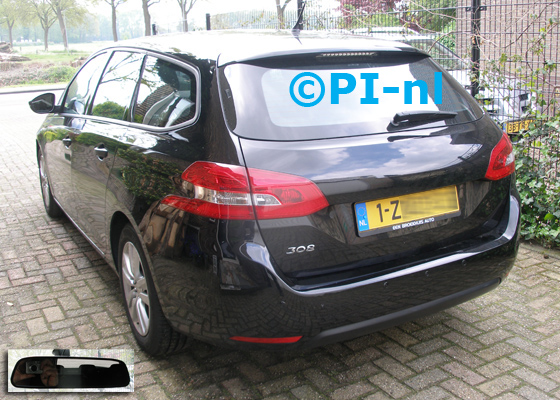 Parkeersensoren ingebouwd door PI-nl in een Peugeot 308 SW met canbus uit 2015. De spiegeldisplay (set D 2017) is van de set met camera en sensoren.