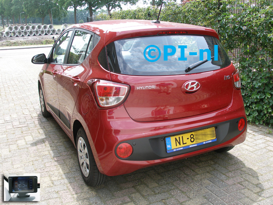 Parkeersensoren ingebouwd door PI-nl in een Hyundai i10 (nieuw) uit 2017. De display (set B1 2017) werd linksvoor bij de a-stijl gemonteerd.