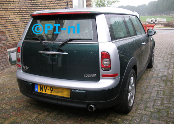 Parkeersensoren ingebouwd door PI-nl in een Mini Cooper Clubman met canbus uit 2008. De pieper (set E 2017) werd verstopt.