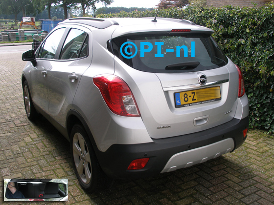 Parkeersensoren ingebouwd door PI-nl in een Opel Mokka met canbus uit 2015. De display (set C 2017) is de spiegeldisplay.