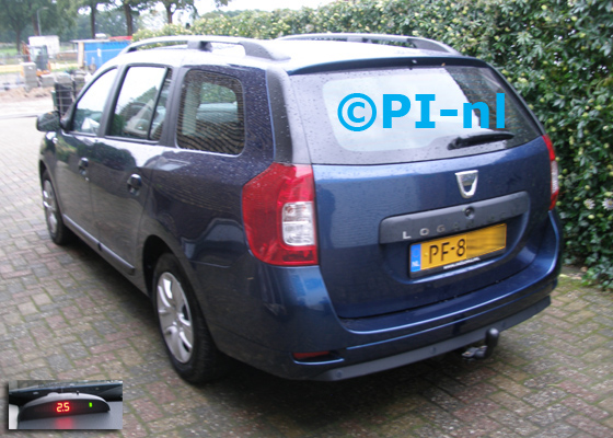 Parkeersensoren ingebouwd door PI-nl in een Dacia Logan MCV (nieuw) uit 2017. De display (set A 2017) werd linksvoor bij de a-stijl gemonteerd. Er werden antraciete sensoren gemonteerd.