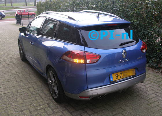 OEM-parkeersensoren ingebouwd door PI-nl in een Renault Clio Estate GT uit 2015. De pieper (set H 2018) werd verstopt.