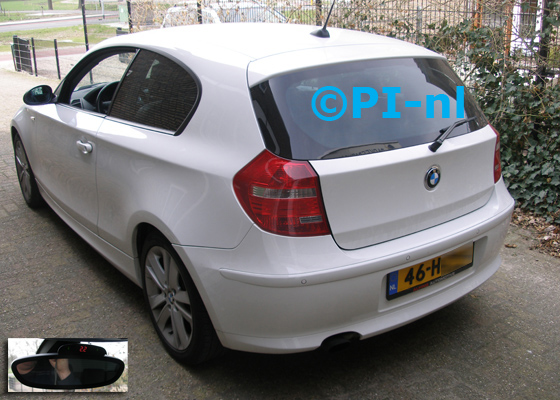 OEM-parkeersensoren (set H 2018) ingebouwd door PI-nl in een BMW 116i Executive Automaat met canbus uit 2009. De display werd op de binnenspiegel gemonteerd.