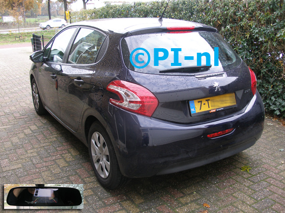 Parkeersensoren (set D 2018) ingebouwd door PI-nl in een Peugeot 208 met canbus uit 2014. De spiegeldisplay is van de set met bumpercamera en sensoren.