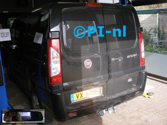 Parkeersensoren (set D 2019) ingebouwd door PI-nl in een Fiat Scudo met canbus uit 2017. De spiegeldisplay is van de set met bumpercamera en sensoren.