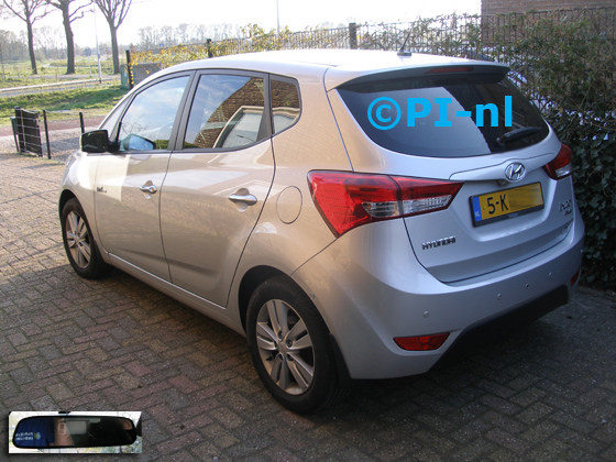 Parkeersensoren (set D 2019) ingebouwd door PI-nl in een Hyundai iX20 uit 2013. De spiegeldisplay is van de set met bumpercamera en sensoren.