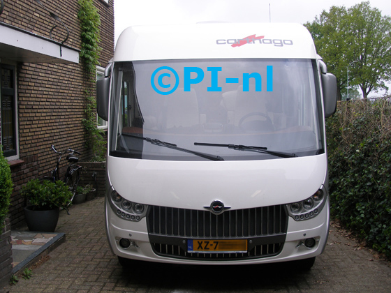 Parkeersensoren (set E 2019) ingebouwd door PI-nl in de voorbumper van een Carthago C-Tourer Integraal (Fiat Ducato) camper (nieuw) uit 2019. De zoemer werd voorin gemonteerd.