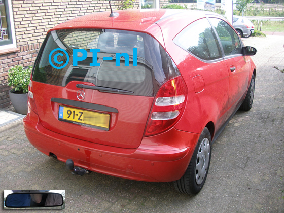 Parkeersensoren (set D 2019) ingebouwd door PI-nl in een Mercedes-Benz A150 met canbus uit 2008. De spiegeldisplay is van de set met bumpercamera en sensoren.