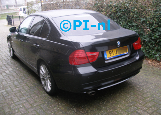 Parkeersensoren (set E 2020) ingebouwd door PI-nl in een BMW 31b met canbus uit 2009. De pieper werd voorin gemonteerd.