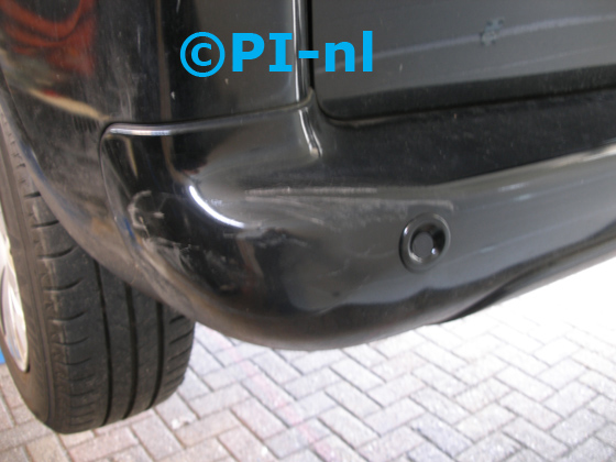 PI-nl heeft de bumper uitgedeukt en een bezel en sensor teruggeplaatst bij een Citroën Berlingo uit 20--.