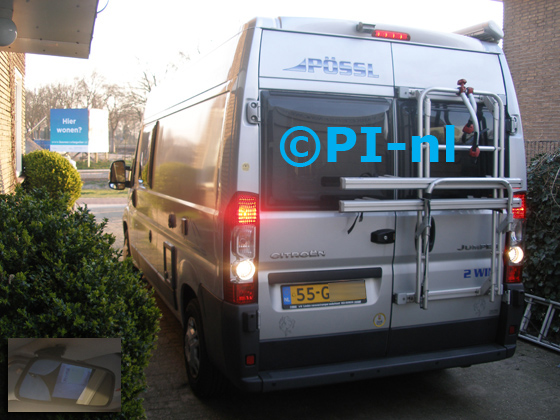 Parkeersensoren (set D 2020) ingebouwd door PI-nl in een Citroen Jumper Pössl 2 Win camper met canbus uit 2008. De spiegeldisplay is van de set met bumpercamera en sensoren.