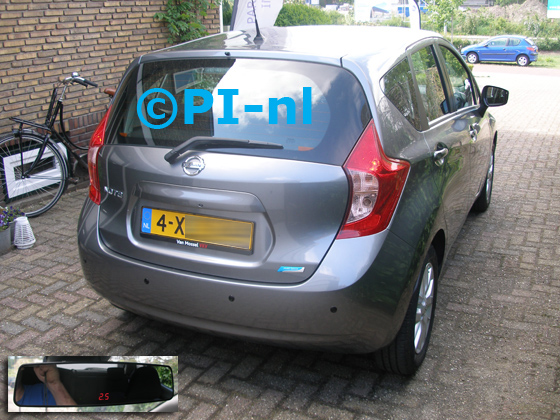 Parkeersensoren (set C 2020) ingebouwd door PI-nl in een Nissan Note uit 2014. De display is de spiegeldisplay.