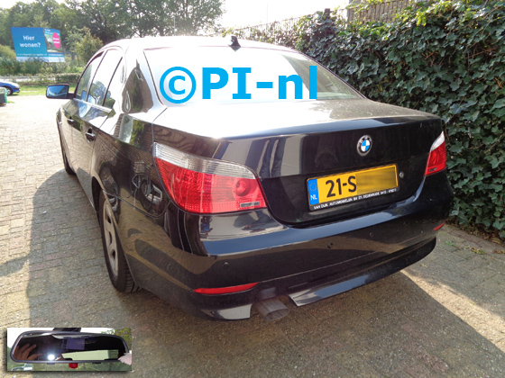 Parkeersensoren (set D 2020) ingebouwd door PI-nl in een BMW 520d met canbus uit 2006. De spiegeldisplay is van de set met bumpercamera en sensoren.