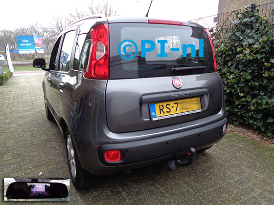 Parkeersensoren (set D 2021) ingebouwd door PI-nl in een Fiat Panda TwinAir Turbo uit 2018. De spiegeldisplay is van de set met bumpercamera en sensoren.