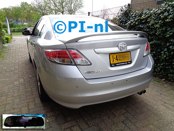 Parkeersensoren (set D 2021) ingebouwd door PI-nl in een Mazda 6 sedan (USA) met canbus uit 2011. De spiegeldisplay is van de set met bumpercamera en standaard zilveren sensoren.