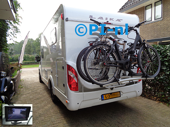 Parkeersensoren / camera-set (set F 2021) ingebouwd door PI-nl in een Fiat Ducato Laika Kosmo Compact 9 (NIEUW) met canbus uit 2021. De monitor is van de kentekenplaatcamera met sensoren.