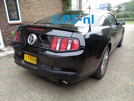 Parkeersensoren (set E 2020) ingebouwd door PI-nl in een Ford Mustang 3.7 V6 Coupe uit 2010. De zoemer werd voorin verstopt.