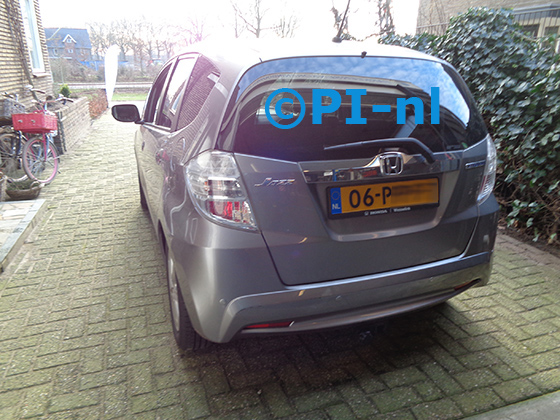 Parkeersensoren (set E 2022) ingebouwd door PI-nl in een Honda Jazz Hybrid uit 2011. De pieper werd achterin gemonteerd. Er werden standaard zilveren sensoren gemonteerd.